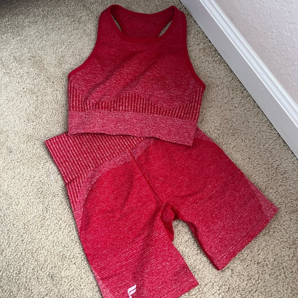 Red Fabletics Summer Set - Picture 2 of 2